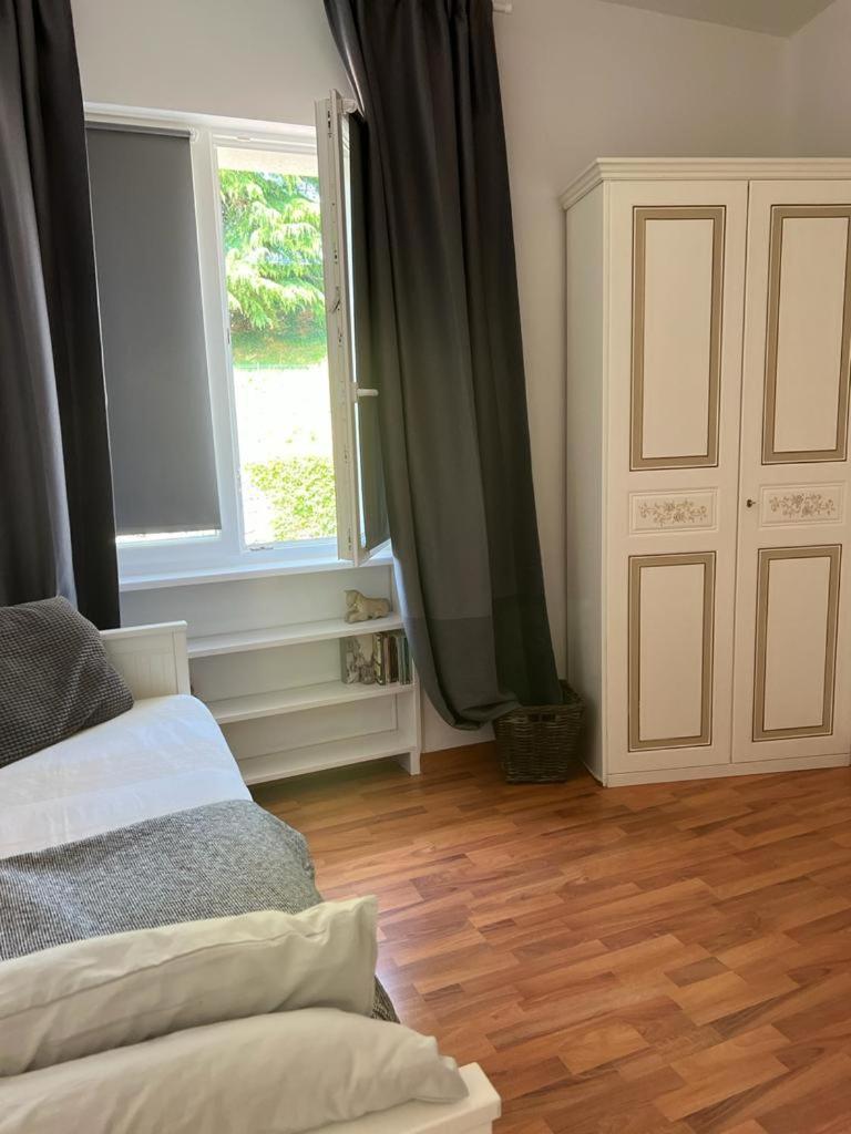 Garda 33 Caprino Veronese Apartment Room photo