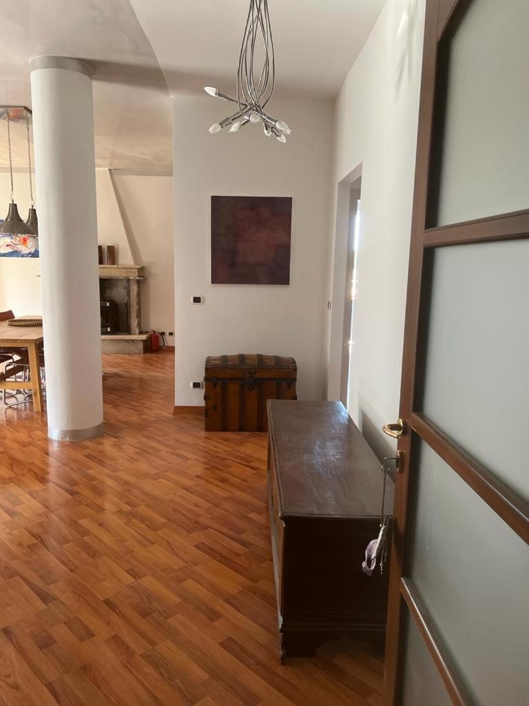 Garda 33 Caprino Veronese Apartment Room photo